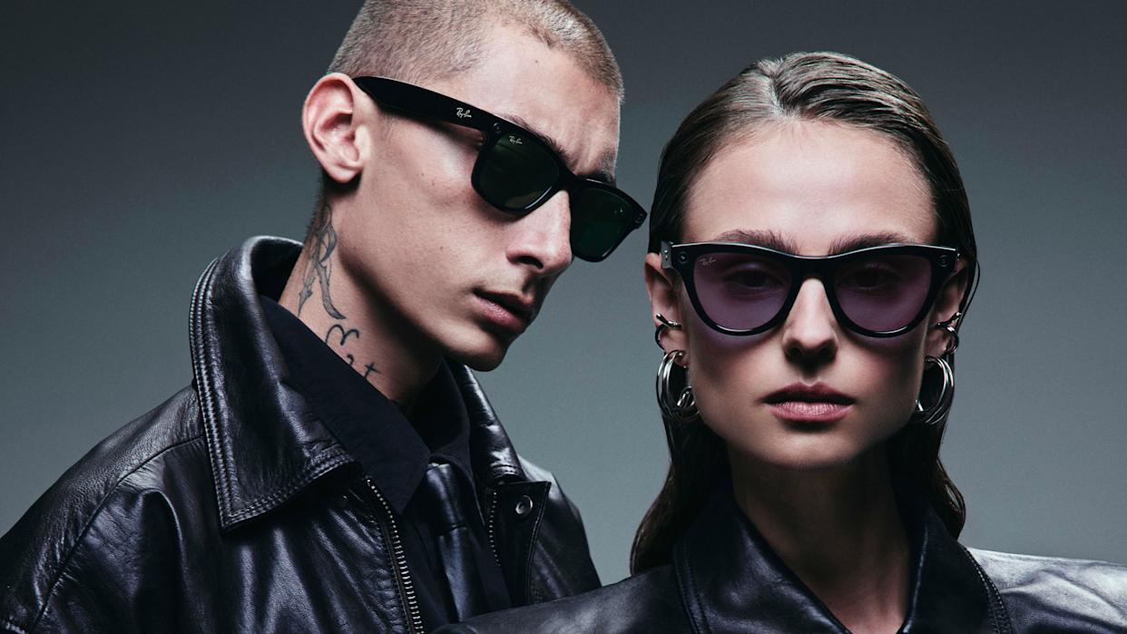 Personne portant la solution Ray-Ban Meta prescription complète, montrant le design élégant et la technologie intégrée.